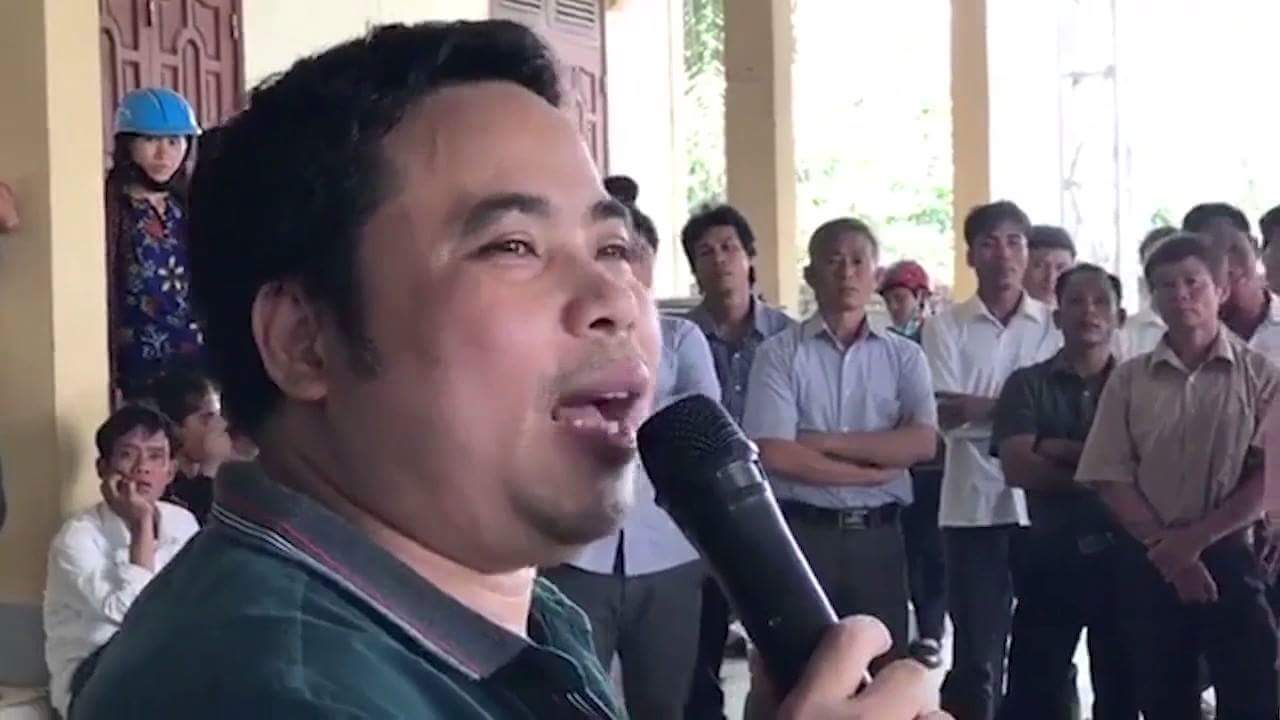 Linh mục Antôn Đặng Hữu Nam đánh học sinh và người dân bể đầu?