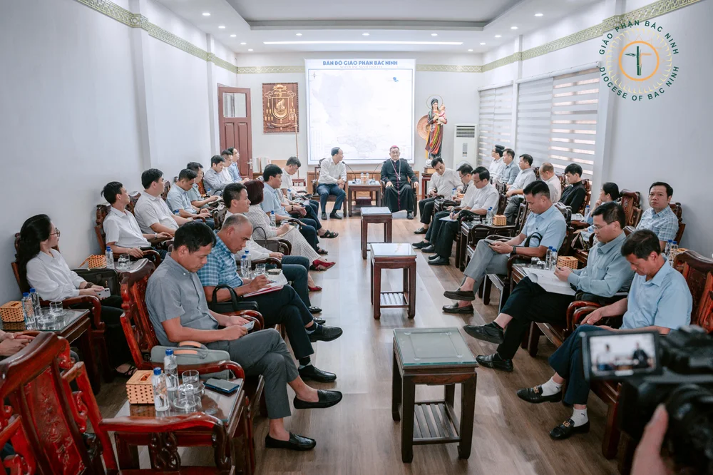 GP Bắc Ninh gặp gỡ lãnh đạo tỉnh, lắng nghe những khó khăn của người dân vùng dự án sân bay Gia Bình