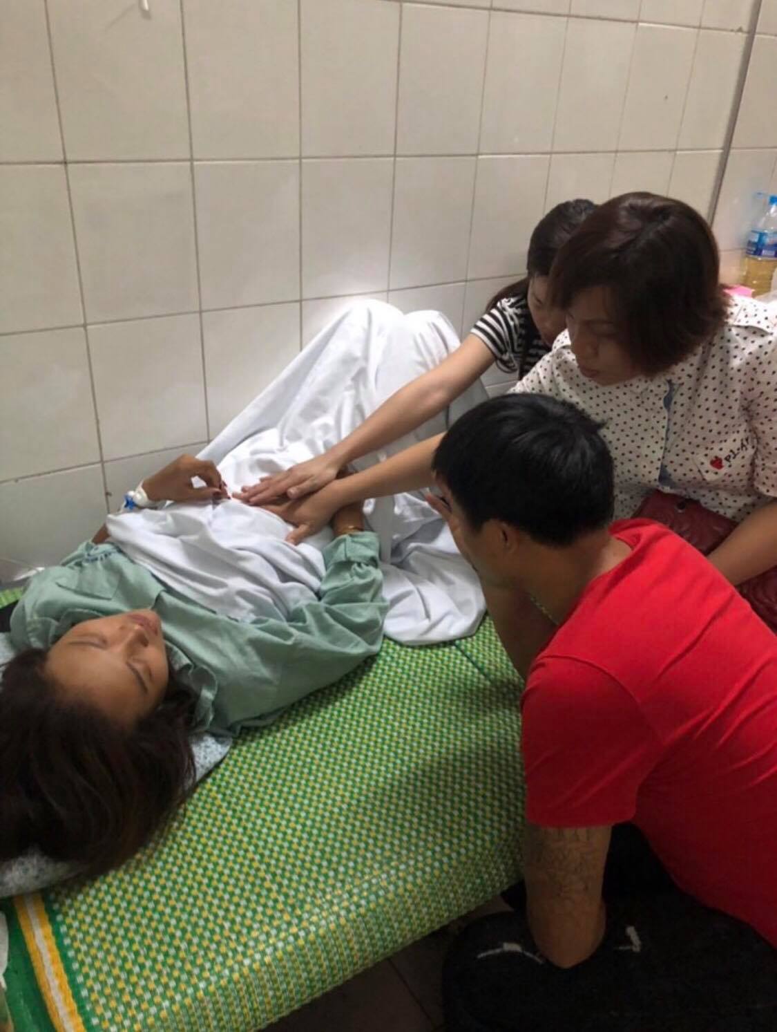 Người vợ bất ngờ hồi phục sau những tháng ngày kiên trì cầu nguyện