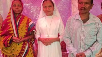 Từng bị bách hại tại bang “tử đạo” Orissa, cô bé Ấn Độ năm xưa nay trở thành Nữ tu